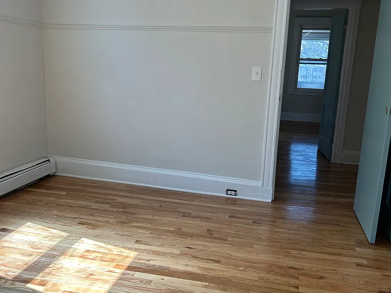67 Stanley St #1B — Photo 2