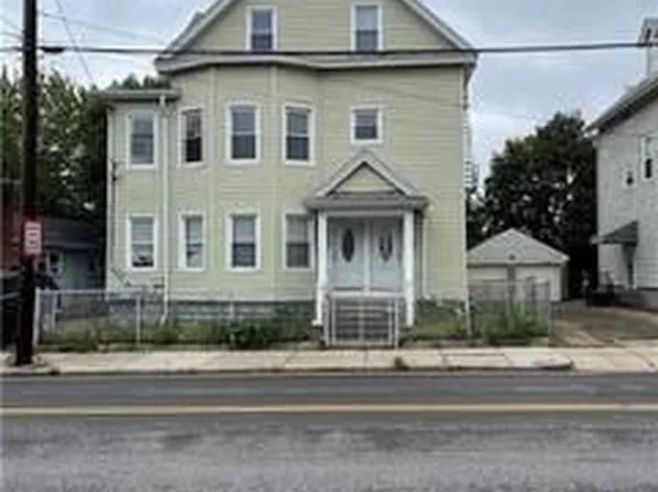 397 Pawtucket Ave Floor 2, Pawtucket, RI 02860