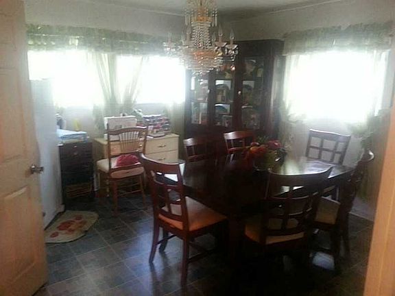 4th image of 1317 Meadowview Dr