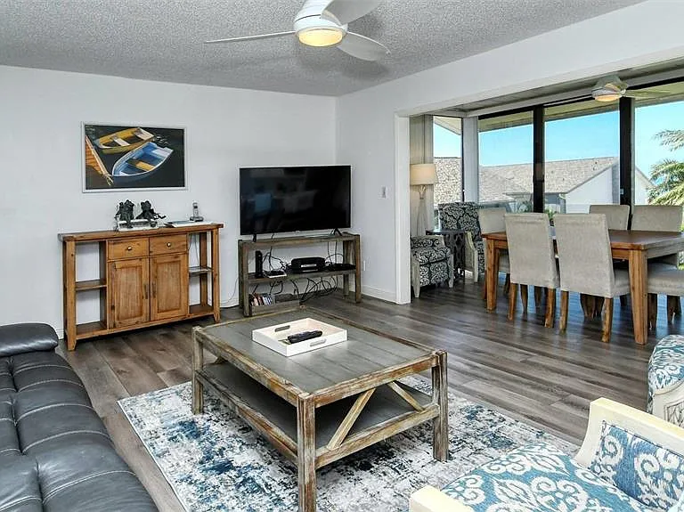 6044 W Peppertree Way #233B — Photo 5