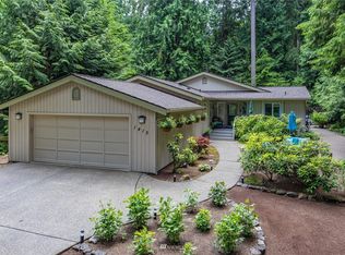 1415 Kala Point Dr, Port Townsend, WA 98368