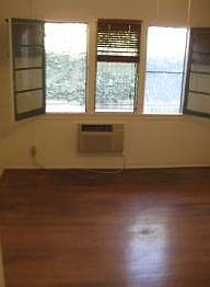 5th image of 347 Arden Ave APT 8