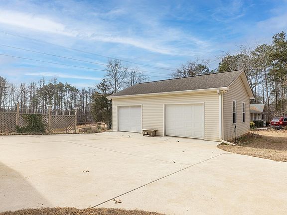 3rd image of 13009 Danube Cir Lot 19