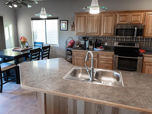 5th image of 2030 NW 44th St
