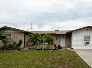 1025 Falcon Rd, Venice, FL 34293