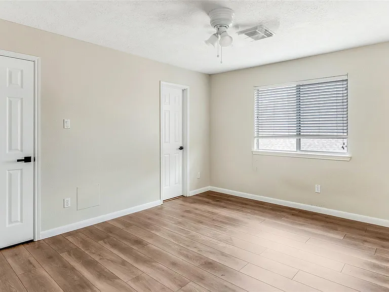 11405 Starlight Bay St — Photo 31