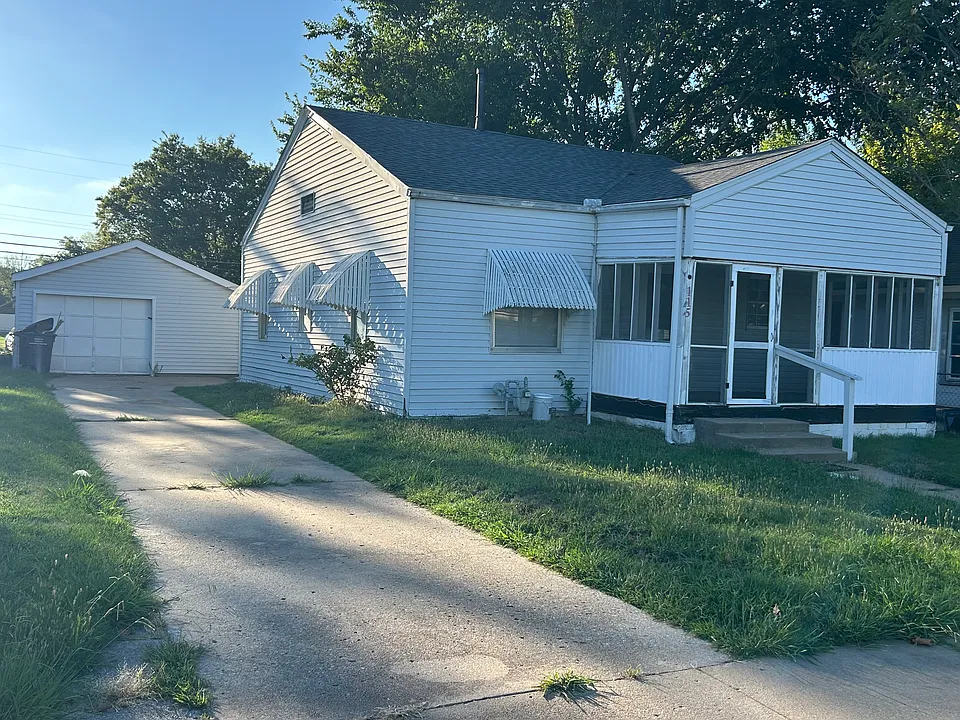 115 N Quapaw Ave