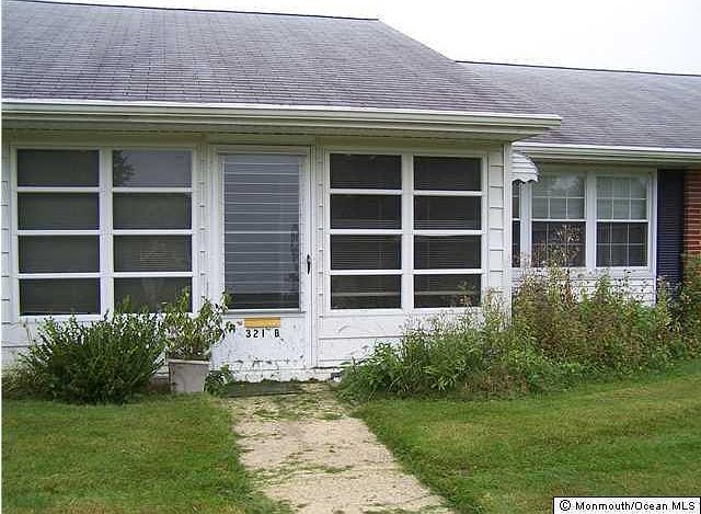 1st image of 321 Coventry Ct #B