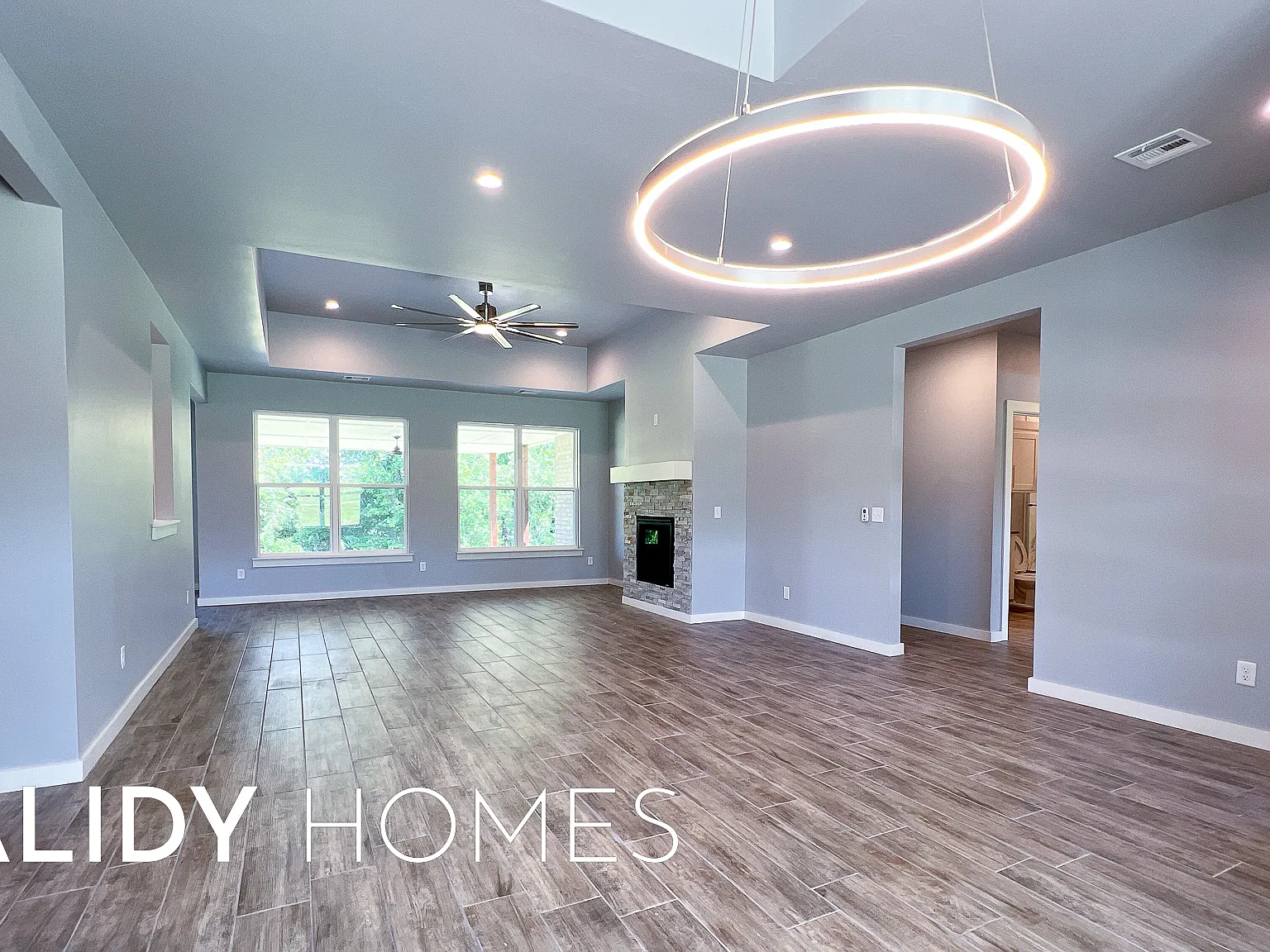 1724 Salma Road - 1 — Photo 3