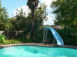 7310 Pine Shadows Ln, Baytown, TX 77521