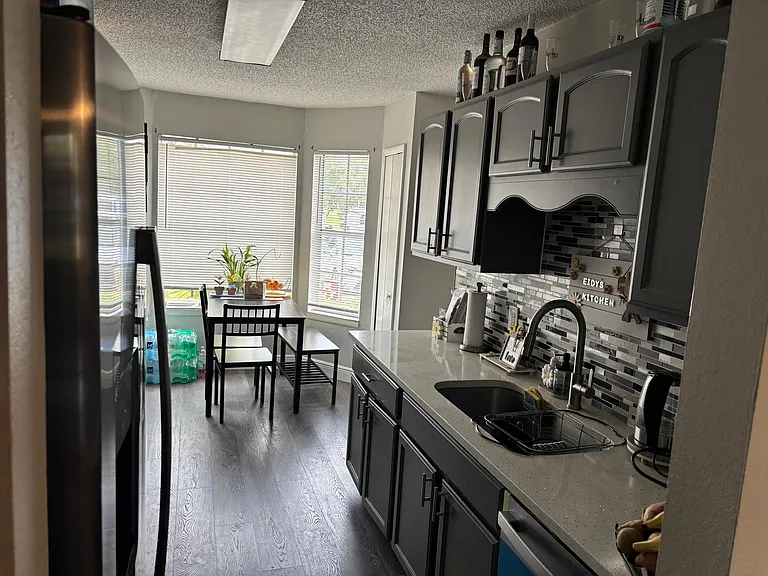 11829 Mintwood Ct — Photo 6
