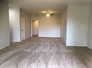 12143 Valleyheart Dr APT 7, Studio City, CA 91604