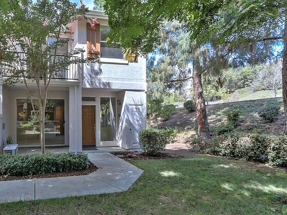 2nd image of 1019 Esparanza Way