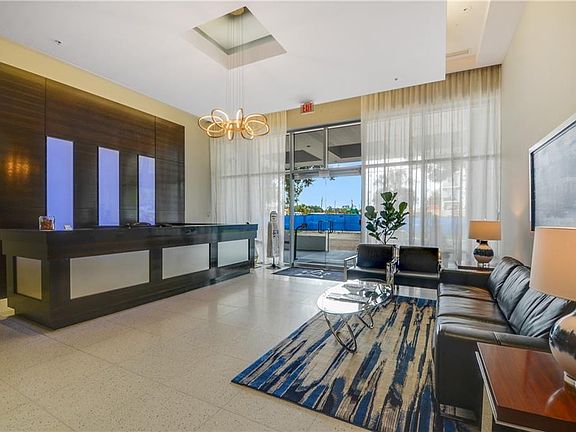 2nd image of 260 Osceola Ave #607