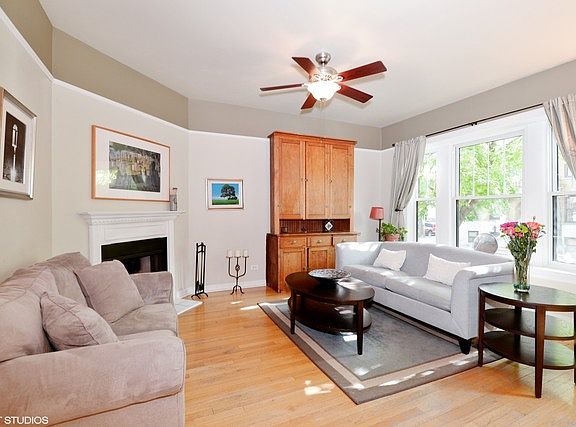 2nd image of 5352 N Kenmore Ave APT 1