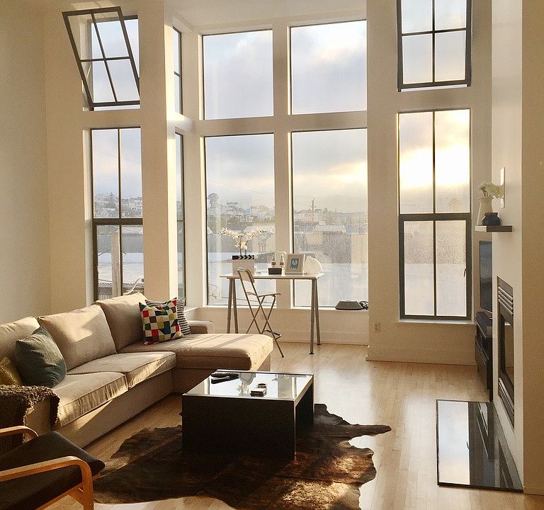 1st image of 999 16th St APT 18