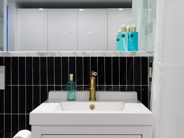 62 Wyckoff Street image 287 of 294