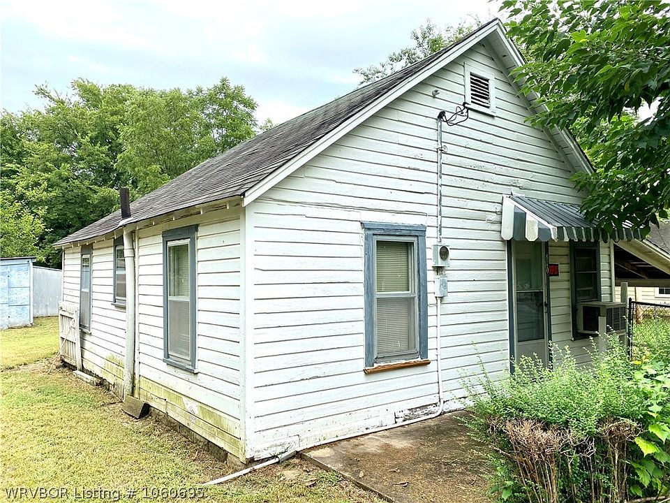 810 S Main St, Sallisaw, OK 74955 MLS 1060695 Zillow