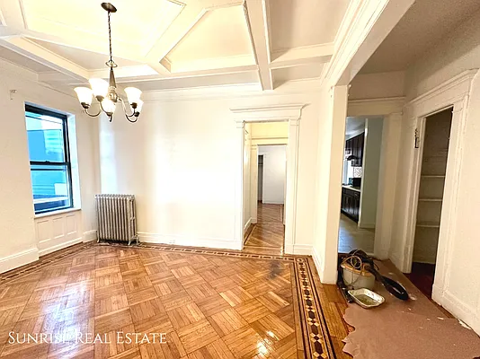 Rented by Sunrise Real Estate | media 6