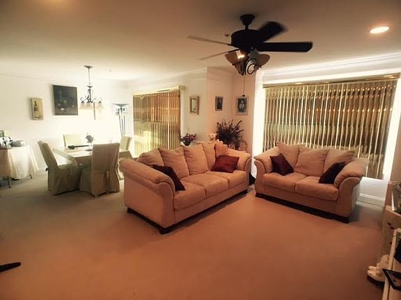 5th image of 199 Blue Heron Dr #199