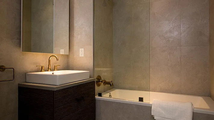 Rented by Nooklyn NYC LLC | media 46