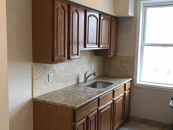 2nd image of 5125 Bergenline Ave APT 9