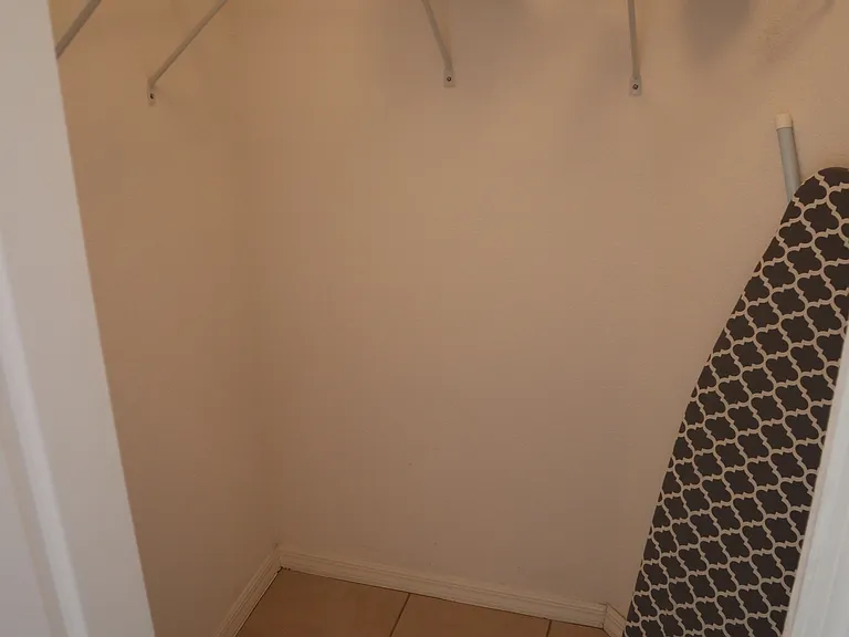 2951 Marbella Dr — Photo 22
