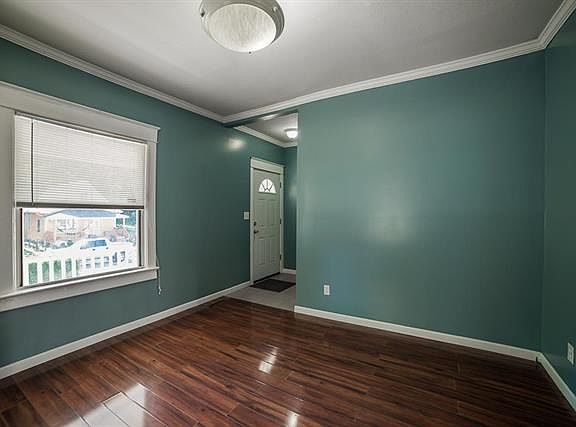 4th image of 309 N Wheeling Ave