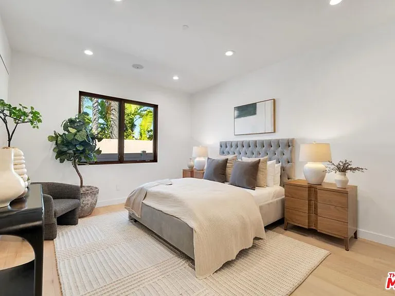 3116 Elvido Dr — Photo 20