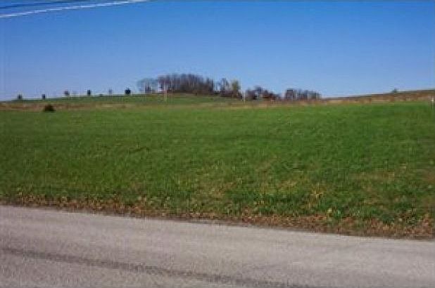 2nd image of 80 Pigeon Creek Rd