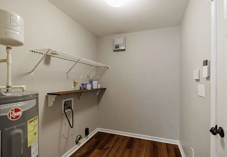 195 Bedford Dr — Photo 13