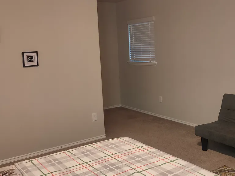 6122 Scott Way — Photo 3