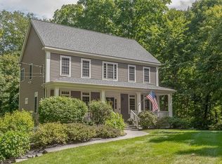 2 Gaskill St, Mendon, MA 01756