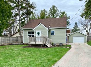 438 W Foster St, Appleton, WI 54915