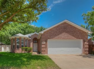 3121 Watercress Cir, Arlington, TX 76012