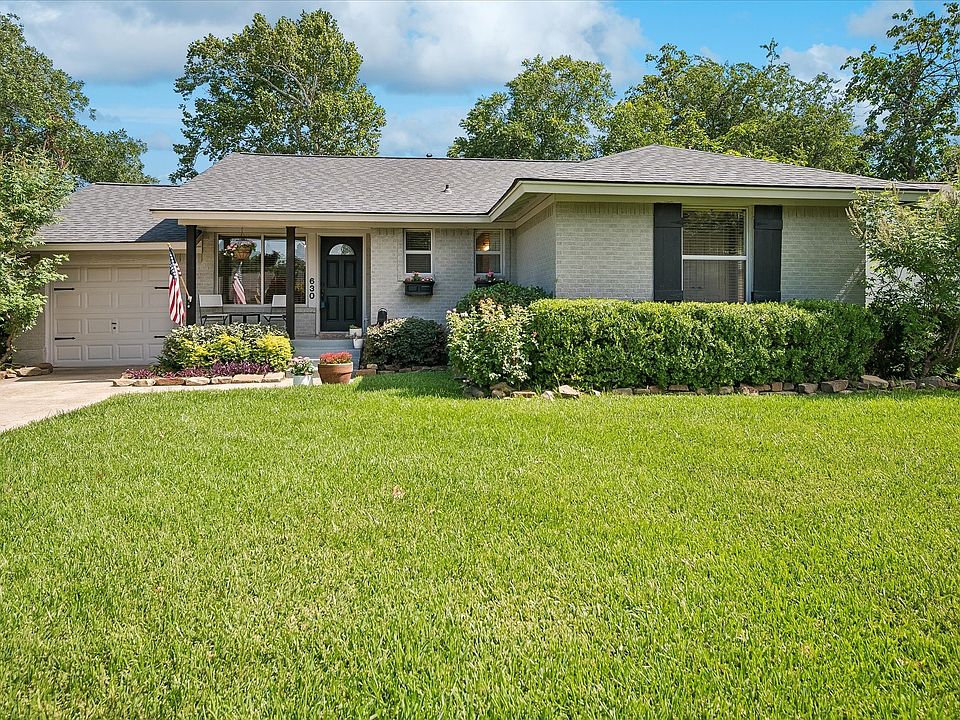 1st image of 630 Lockwood Dr