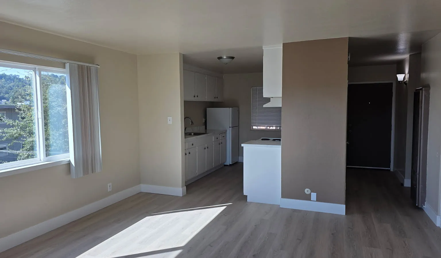 3572 Terrace Way — Photo 3