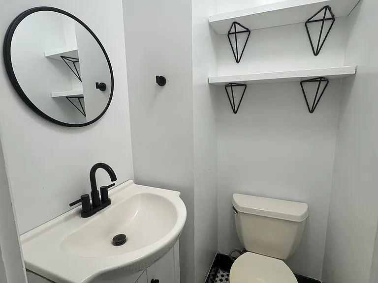 310 Yeardley Ave — Photo 31