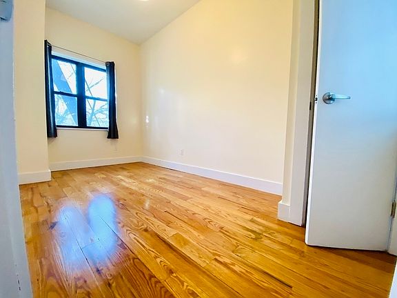 4th image of 938 Lafayette Ave #Ab2