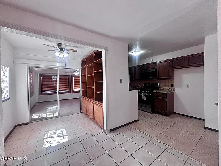11578 Chaplin Ct — Photo 5