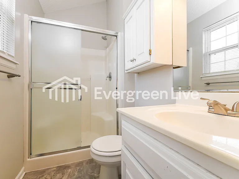 11127 N Lewis Ave — Photo 10