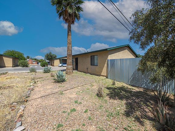 4th image of 2668 N Winstel Blvd Unit 2