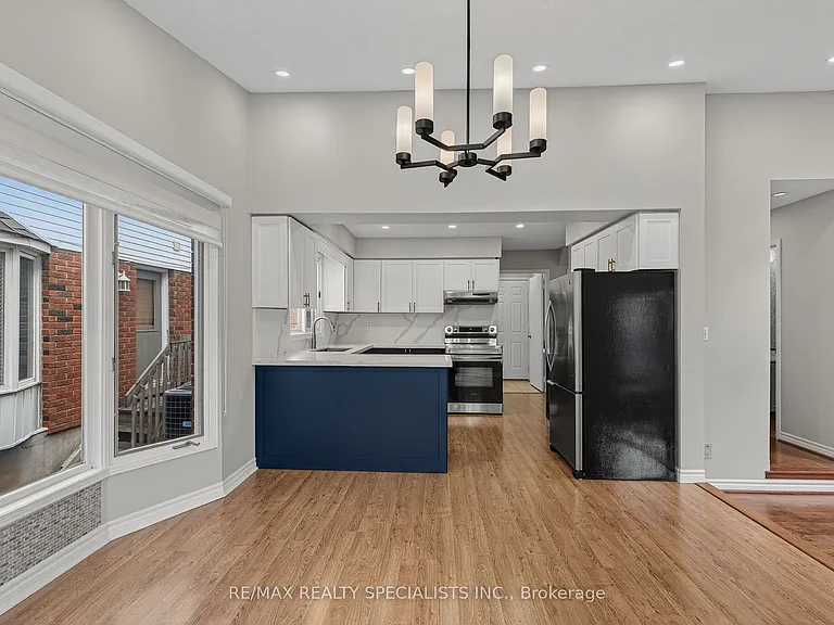 19 Longyear Dr — Photo 17
