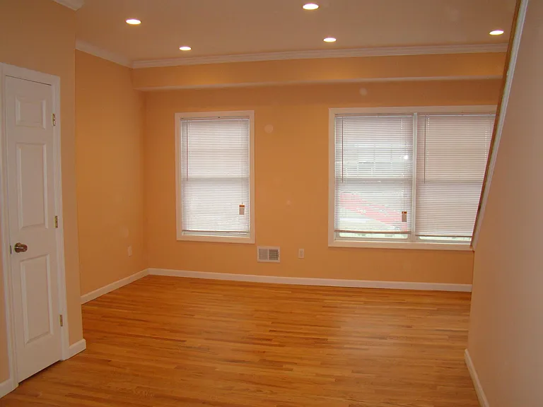 44 Ferris Gln — Photo 3
