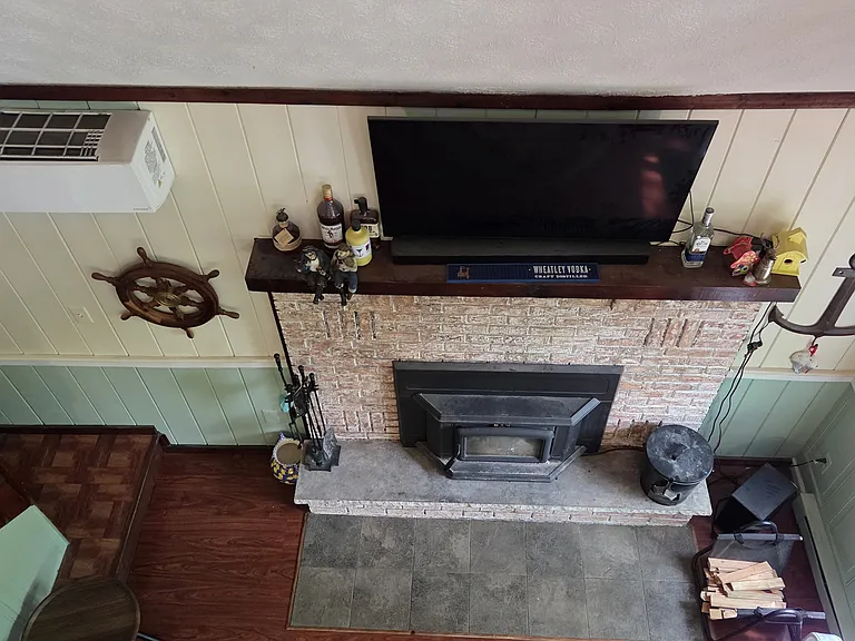 6359 Decker Rd — Photo 15