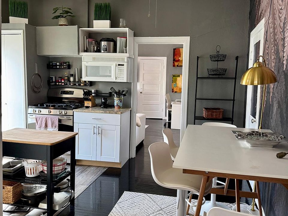 Kitchen and Breakfast Nook