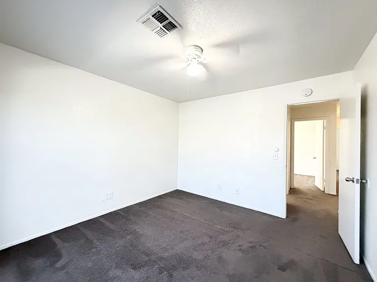 32945 Cielo Vista Rd #B — Photo 19