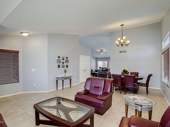2nd image of 2531 S Essex