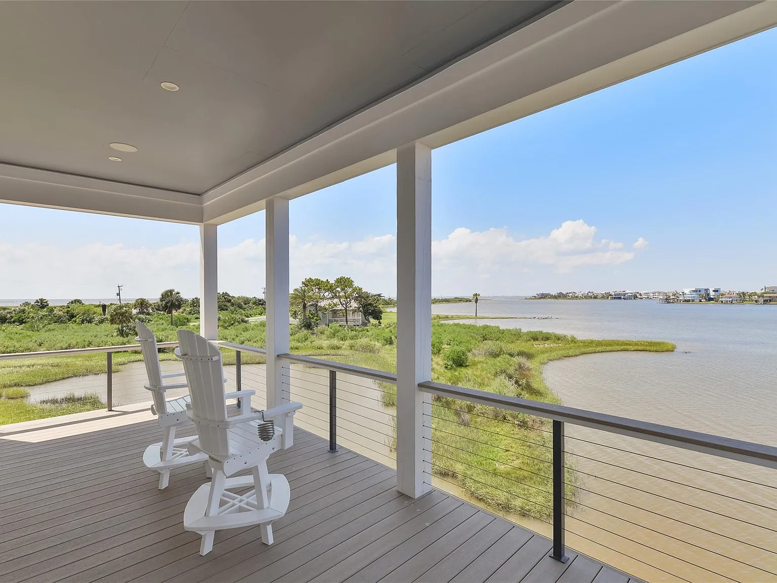 4 bed, 4.5 bath, 2566 sqft, $7,500 — Photo 4