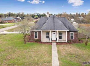 7988 Acadiana Ave, Denham Springs, LA 70706